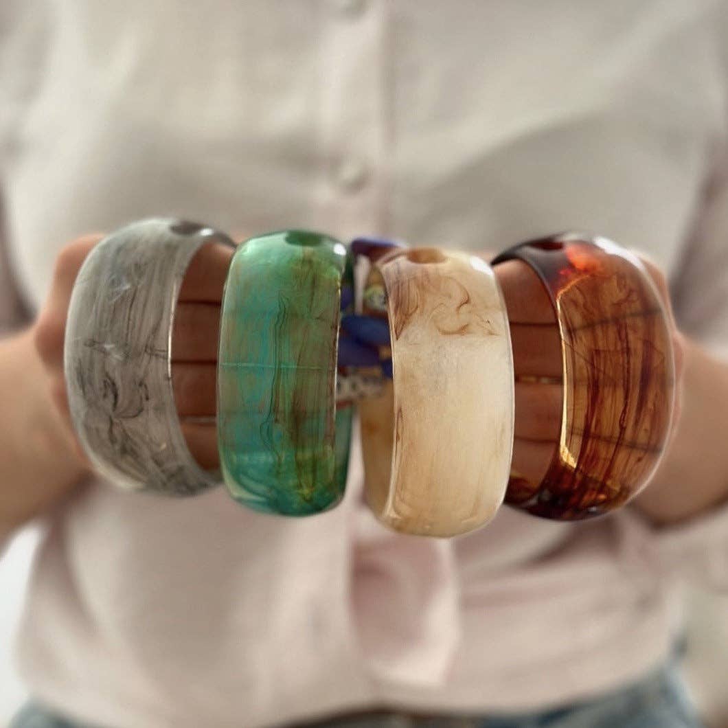 Round Wide Acrylic Layered Bracelets