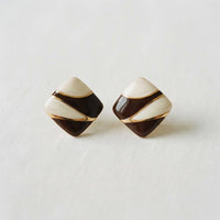 Geometric Drop Earrings with Chic Design