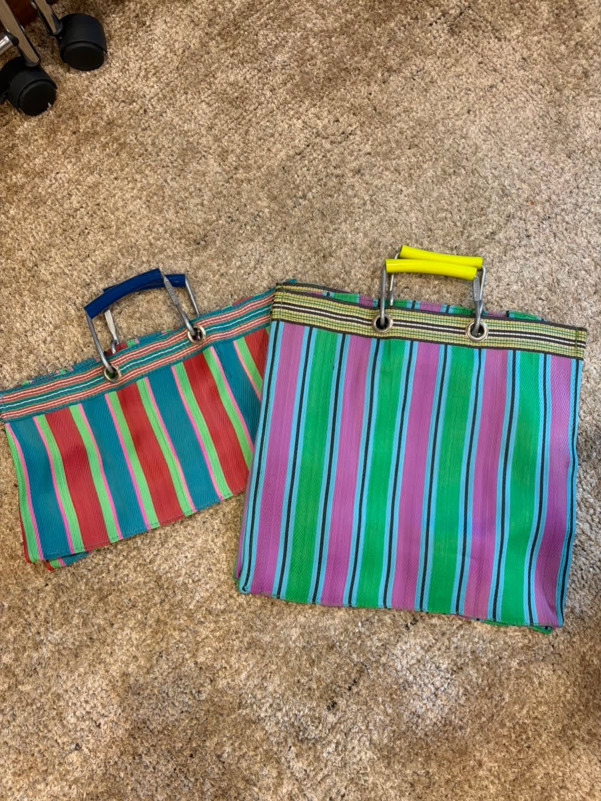 SQUARE RECYCLED PLASTIC STRIPE BAG