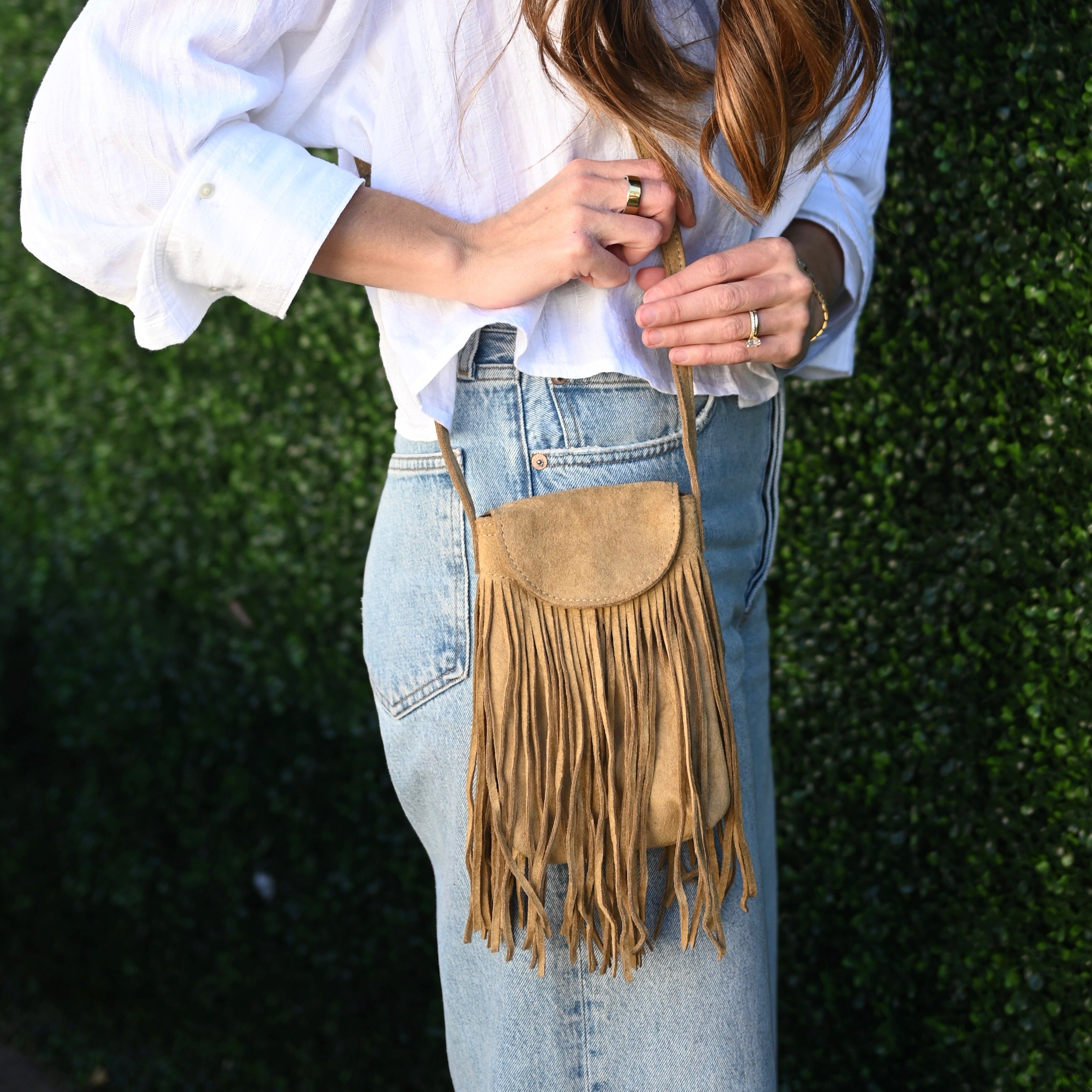 Suede-Like Microfiber Leather Crossbody Bag W/Tassel