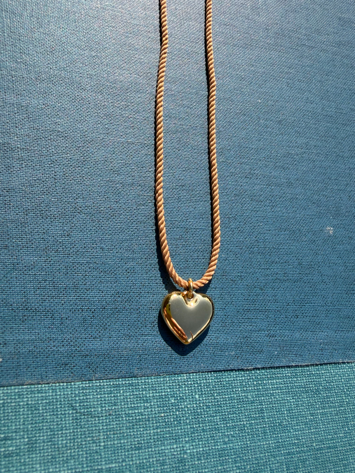 Heart / Beige