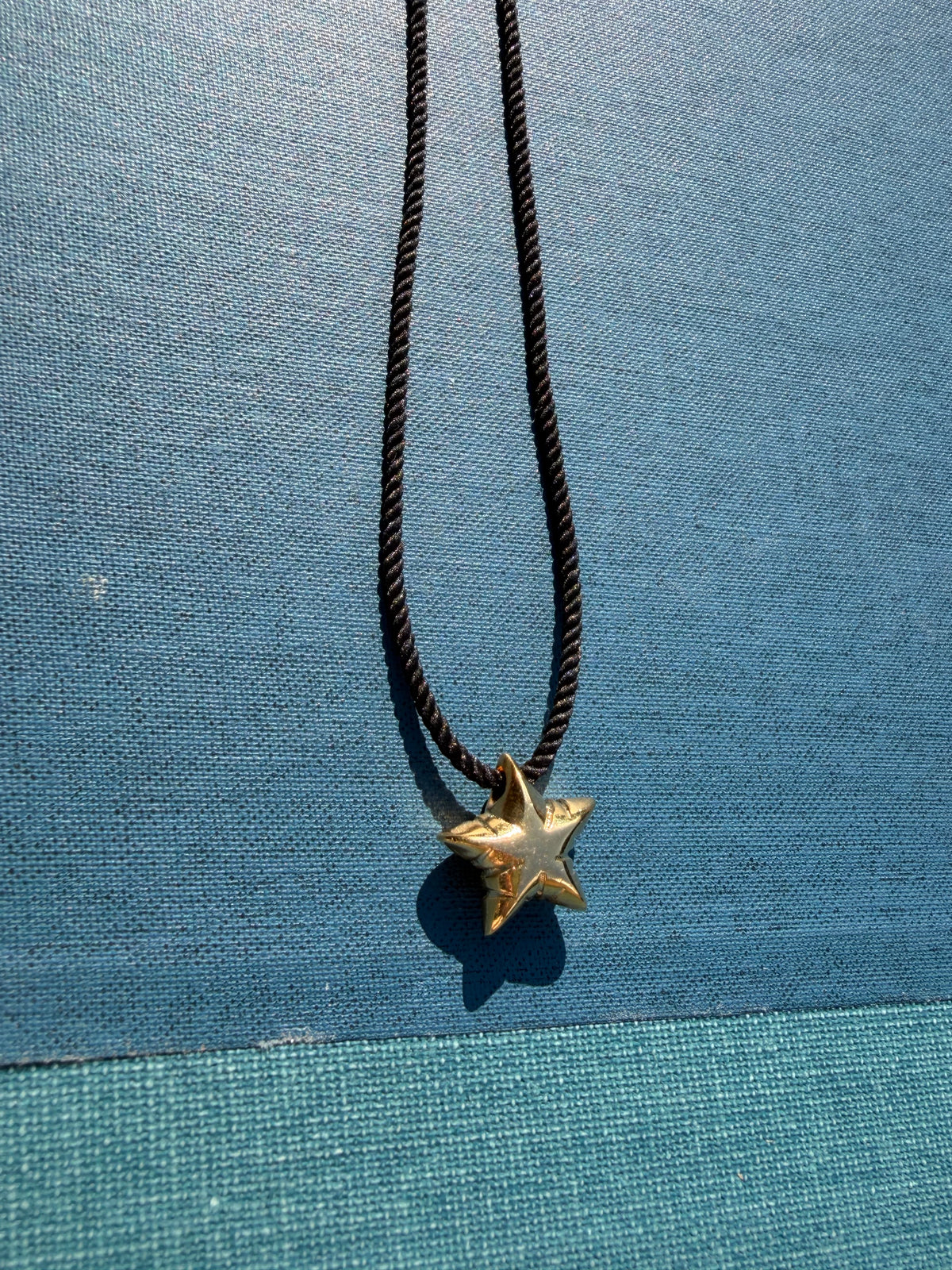 Star / Black