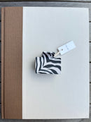 Pia Clip in Zebra