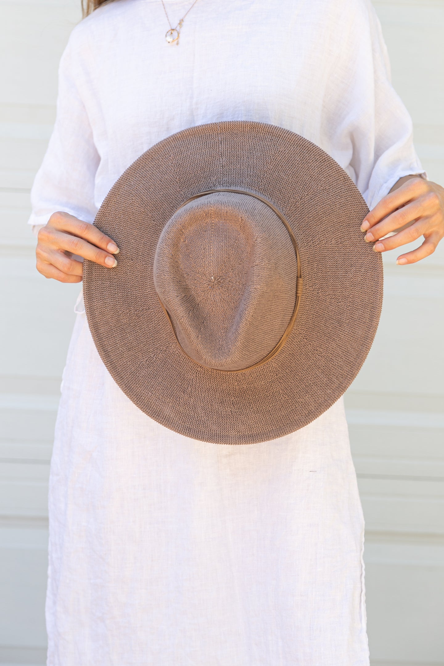 Beacon Sunhat in Taupe
