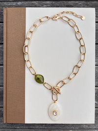 Oval Pendant Lariat Necklace