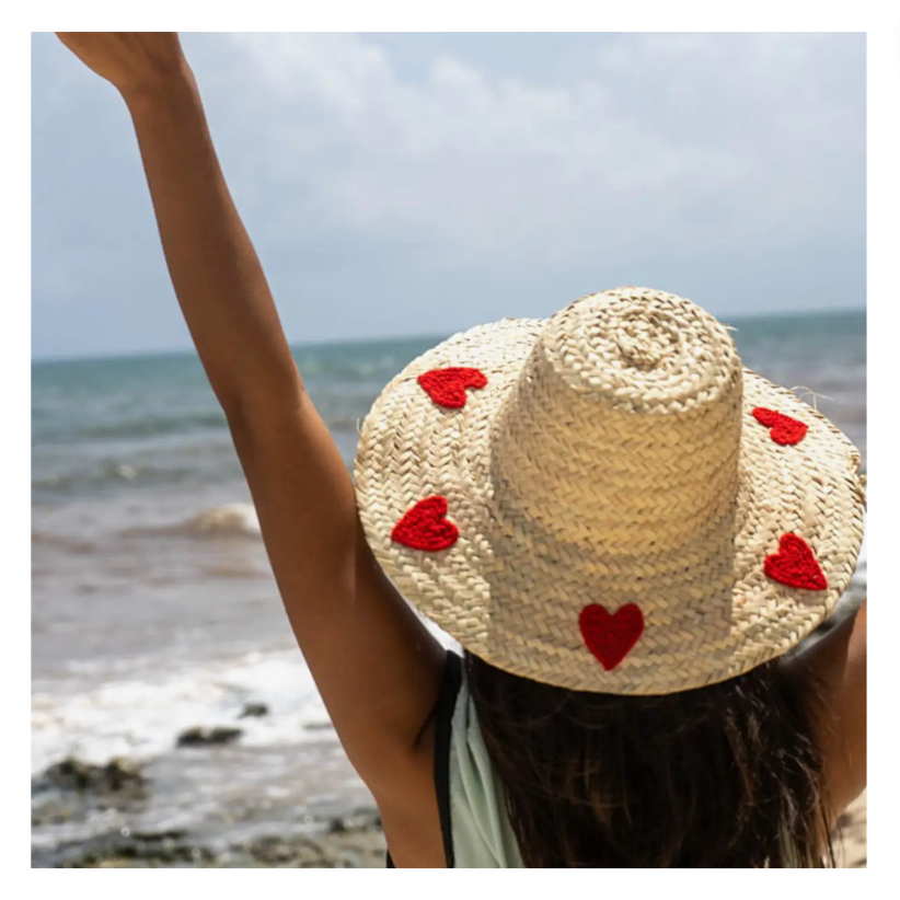 Straw Beach Hat with Hearts