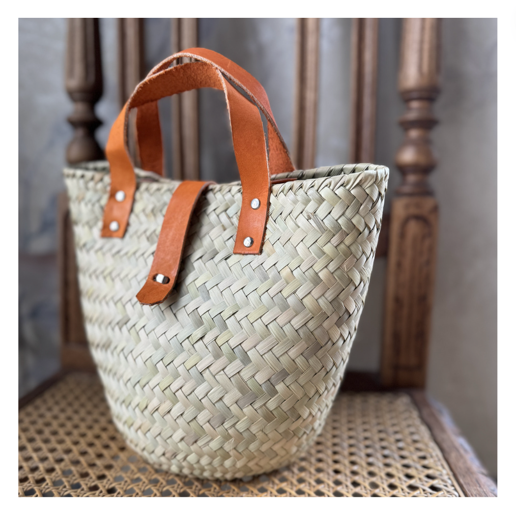Small Straw Bag with clasp (Handmade)
