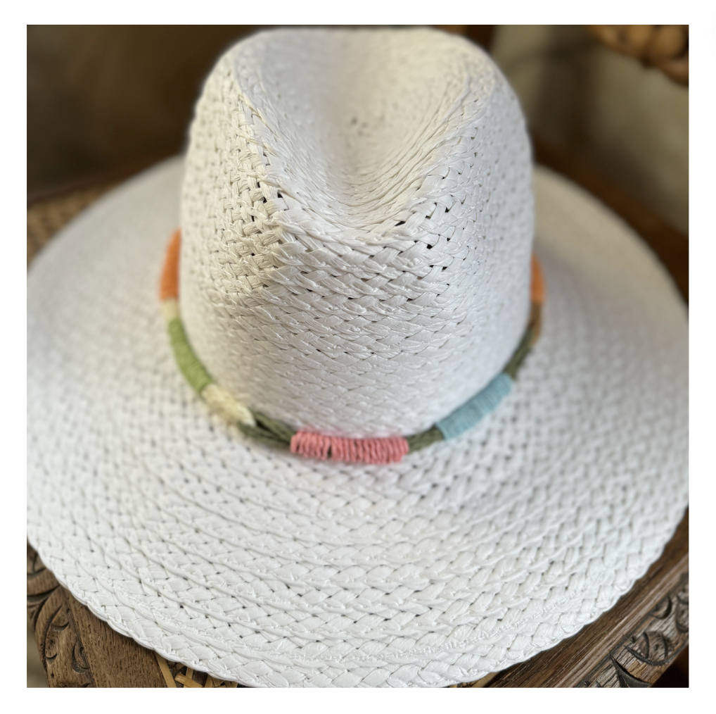 White Paper Hat with Raffia Color Rim