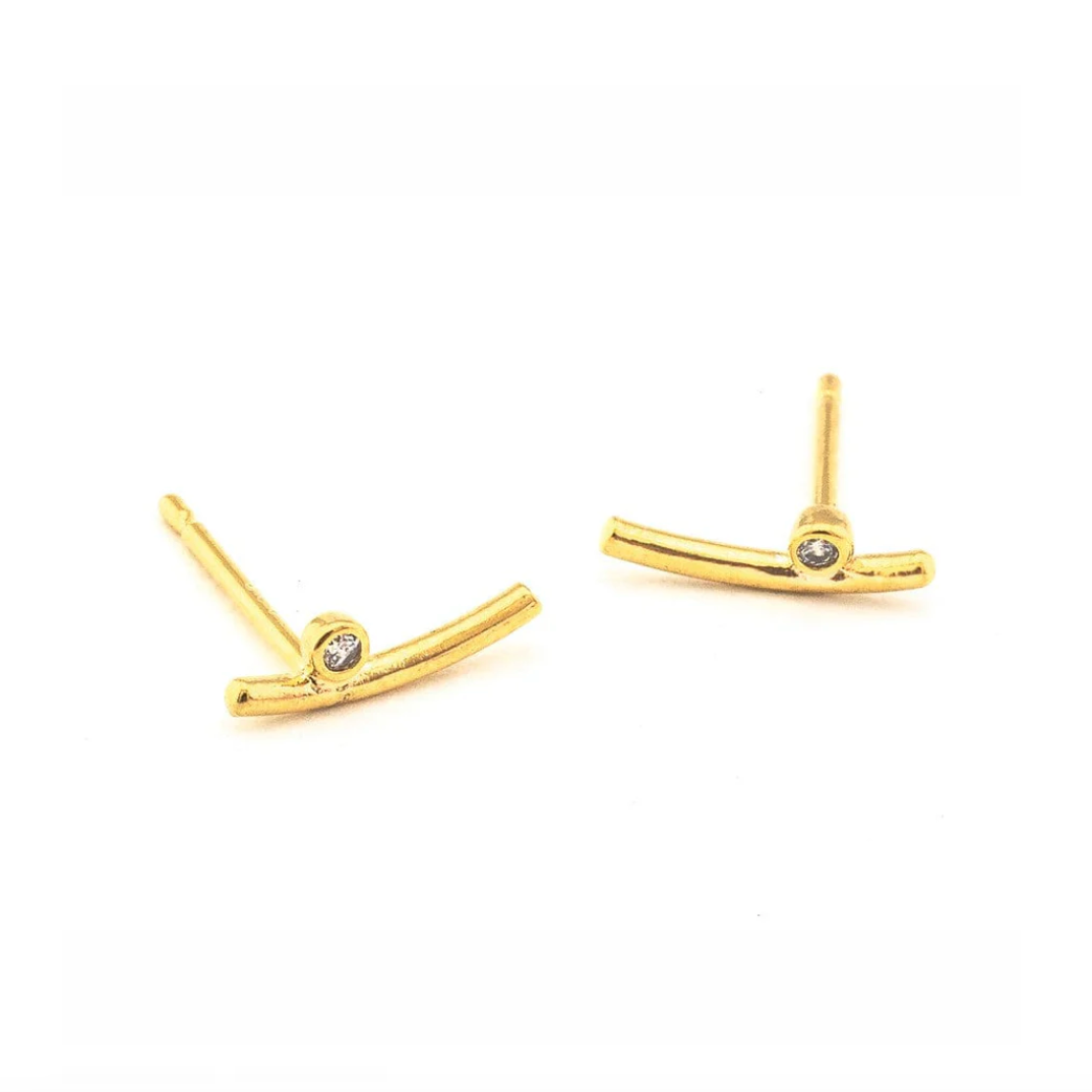 Curved Bar Stud