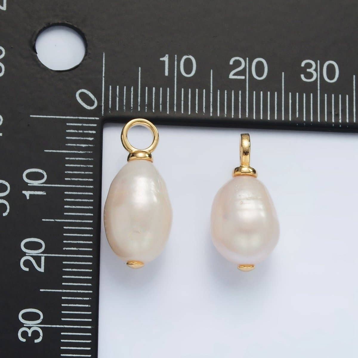 16K Gold Filled 25mm White Ringed Freshwater Pearl Pendant