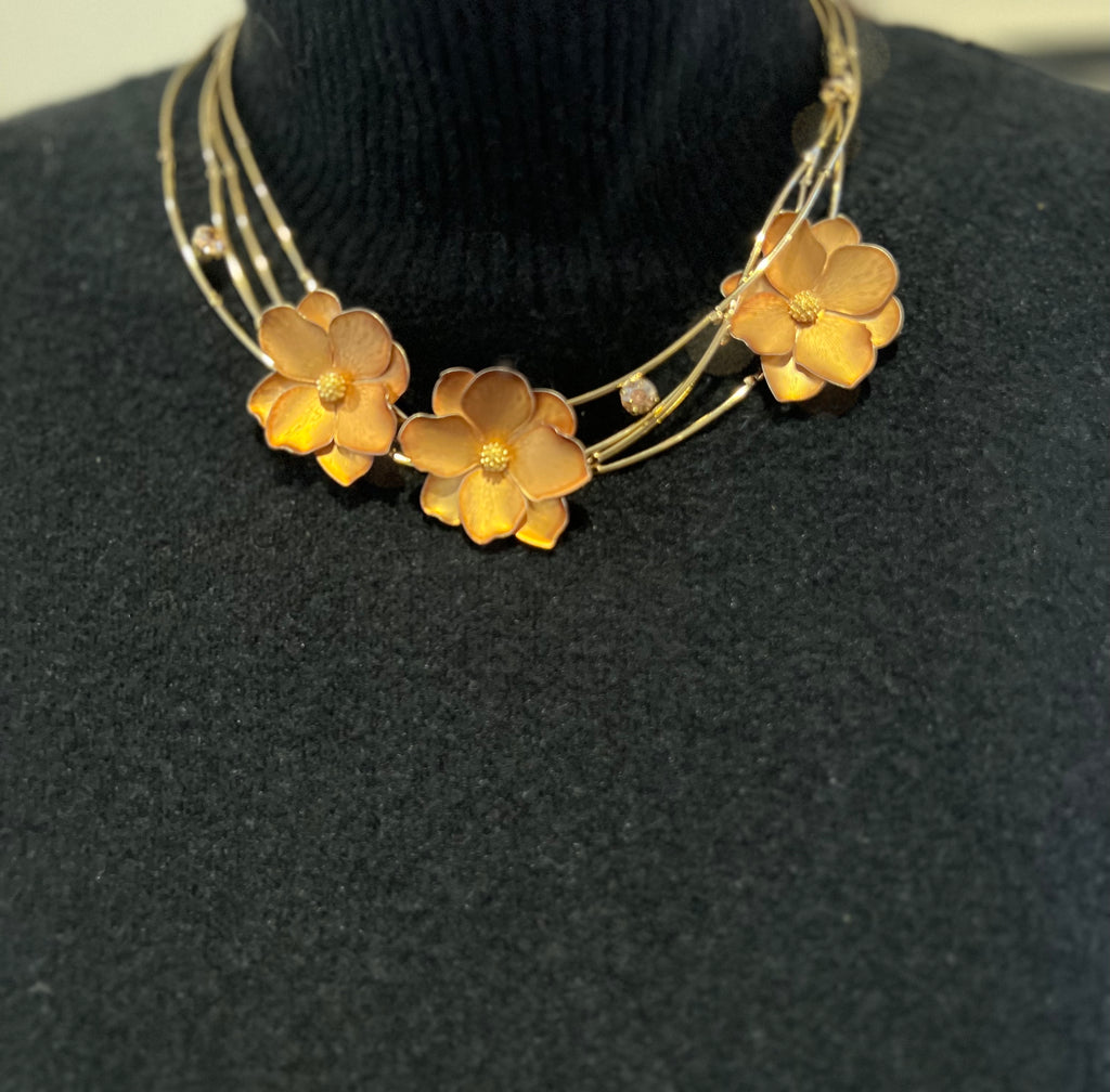 Gold Triple Flower Necklace