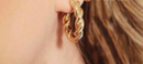 Small Twisted Hoop